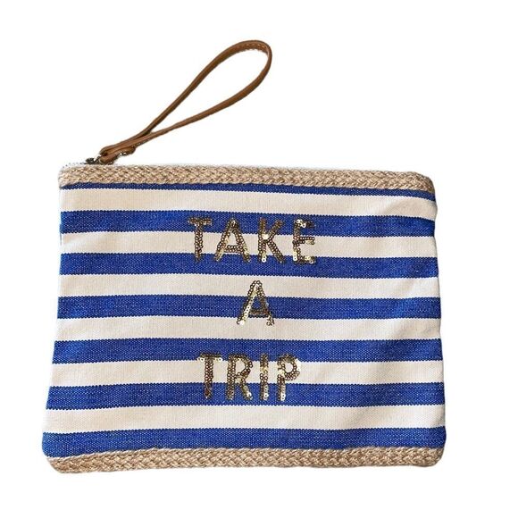 Wristlet   - Picture 1 of 3